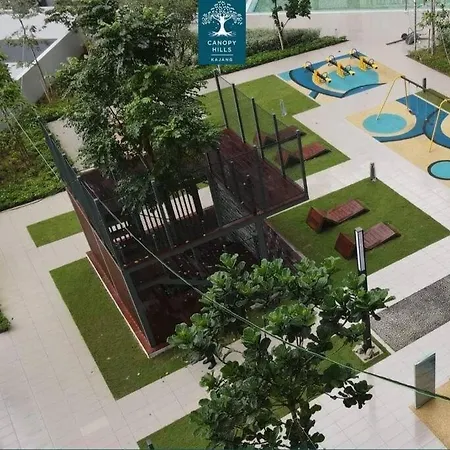 Kazabella Homestay + Playroom Kajang Exterior photo