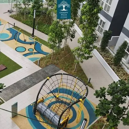 Kazabella Homestay + Playroom Kajang Exterior photo