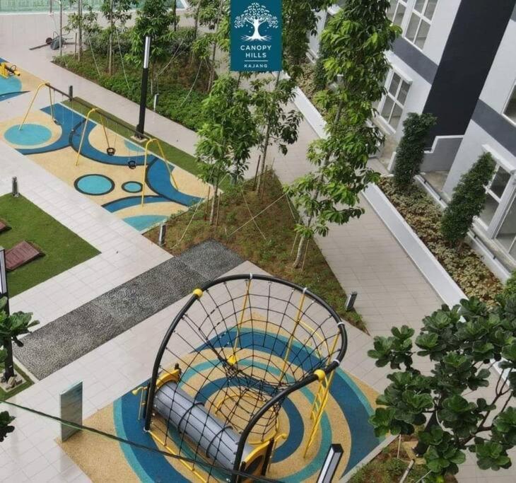 Kazabella + Playroom Apartment *